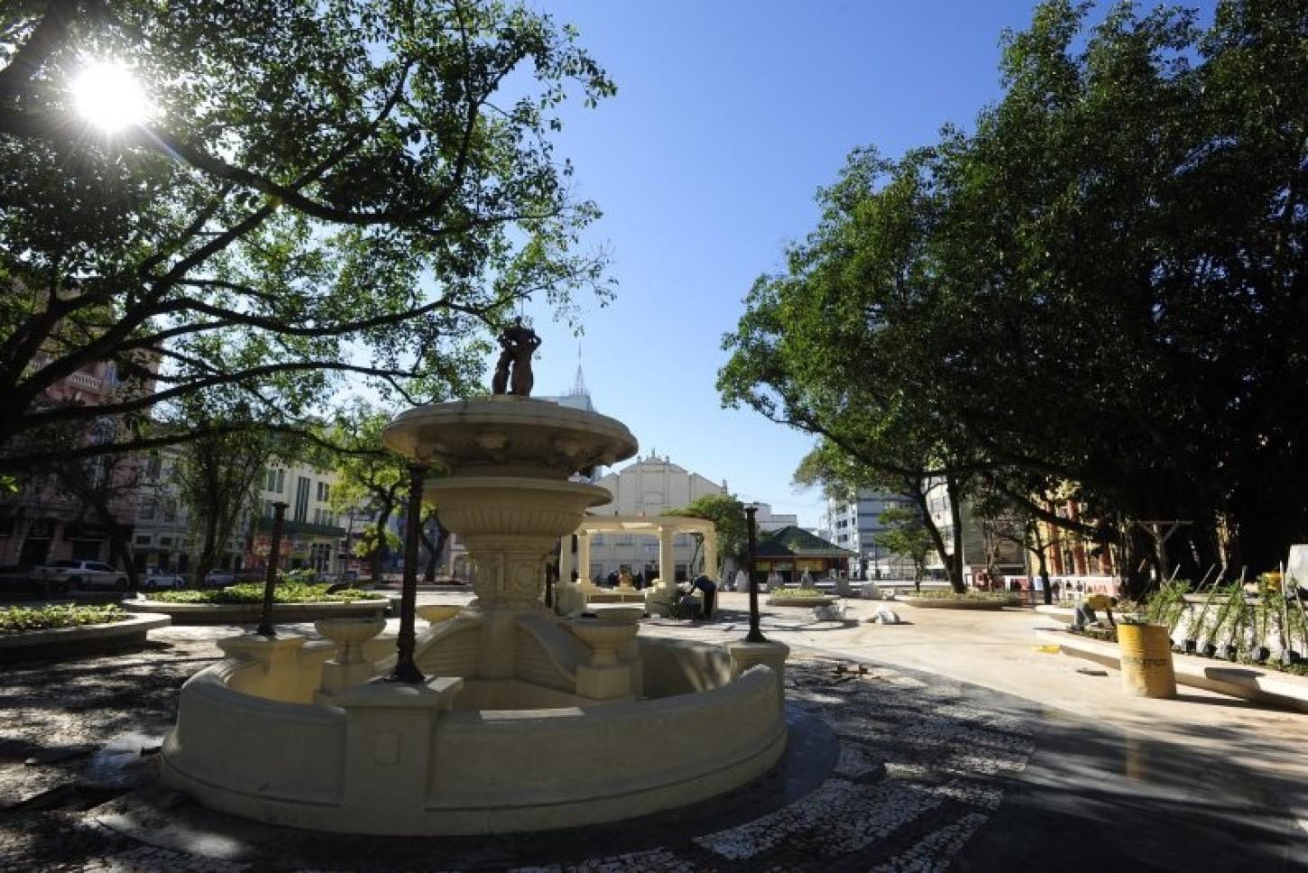Em fase final, revitalização da Praça Saldanha Marinho será entregue para a comunidade nesta sexta-feira (5)