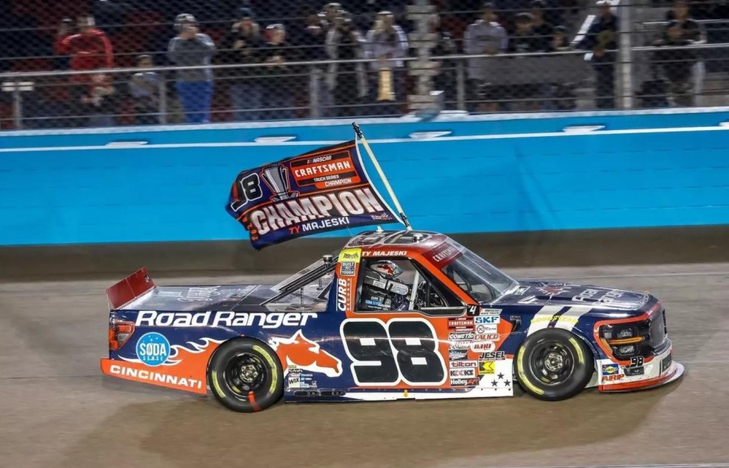 Ty Majeski é o campeão da Nascar craftsman Truck series 2024.