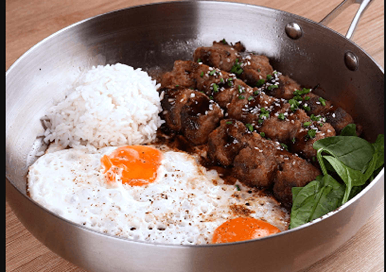 Carne Moída em Cubos com Ovos